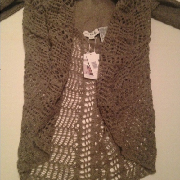 Simply Noelle Sweaters - Simply Noelle Tan Convertible L/XL Open Knit Cardigan or Flare Tunic. EUC